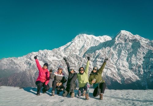 mountain-climbing-in-nepal