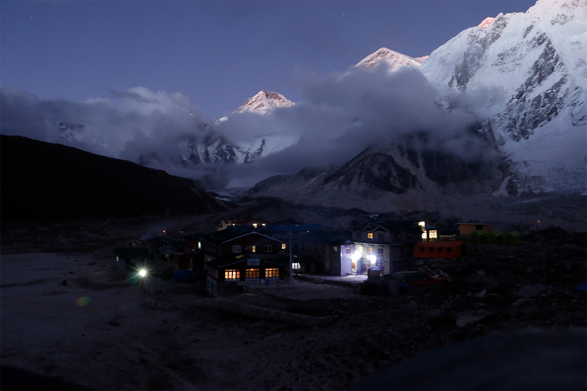 gorakshep village during evening