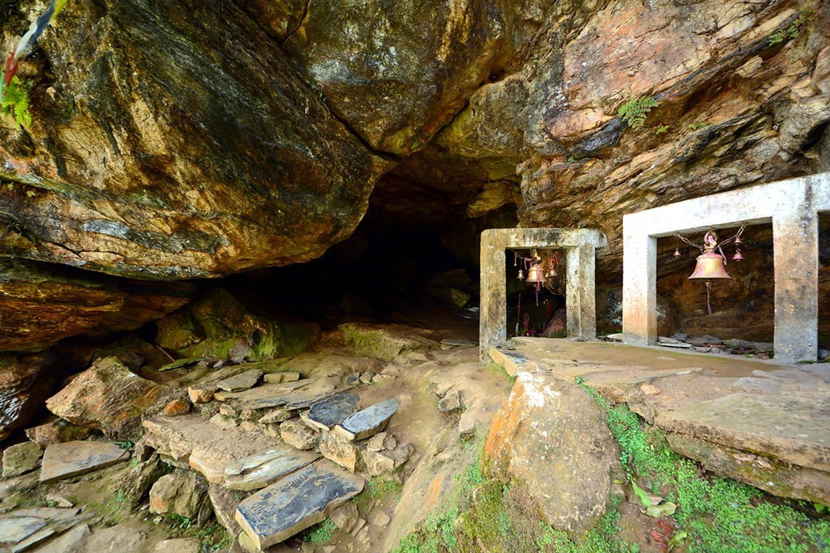 siddha cave