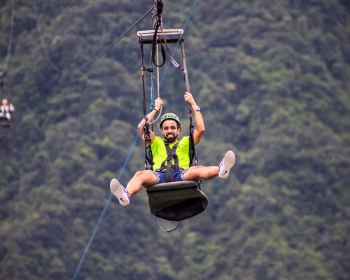 Zipline Flying