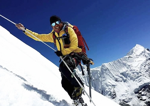 Lobuche Peak Climbing with EBCTrek